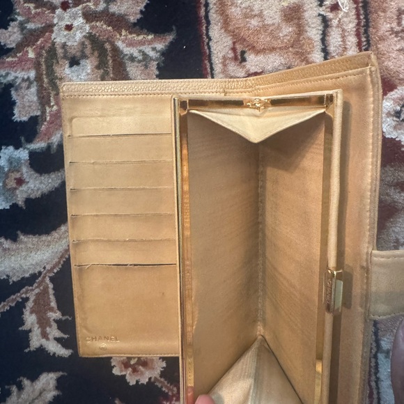 🍁SOLD🍁Chanel Caviar Beige Timeless Wallet - Picture 8 of 12